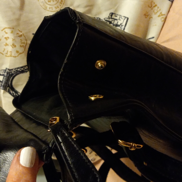 EUC Sharp Faux Leather Purse Adj Shoulder & Buckled Backpack Straps + Handle Blk - Picture 7 of 7